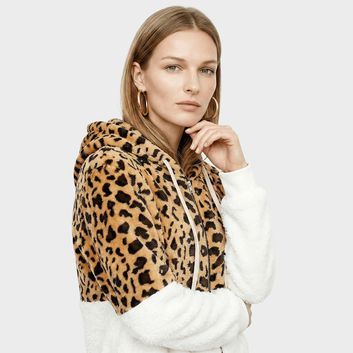 Lea - Fleece džemperis su gobtuvu leopardų raštu