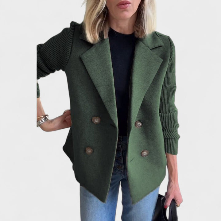 Monika - Elegantiška striukė su megztomis rankovėmis